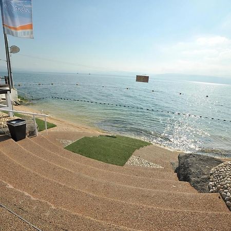 Kings Towers Blue Beach ティベリア エクステリア 写真